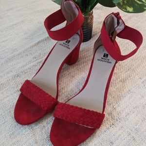Size 9.5 red heels